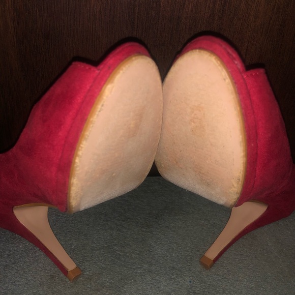 Red pumps - Picture 5 of 5